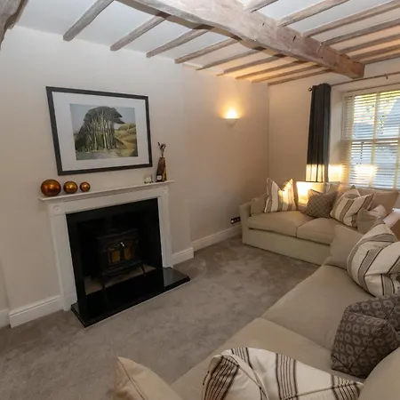 בית נופש Oulton House - Beautiful Restored 2 Bedroom In Spofforth, Harrogate *
